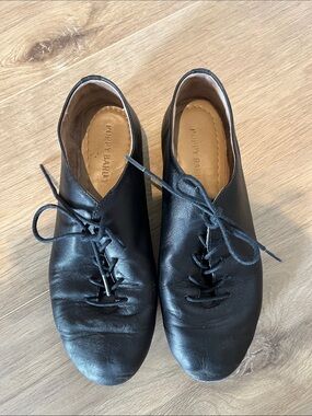 Poppy Barley Black Leather Lace-Up Flats